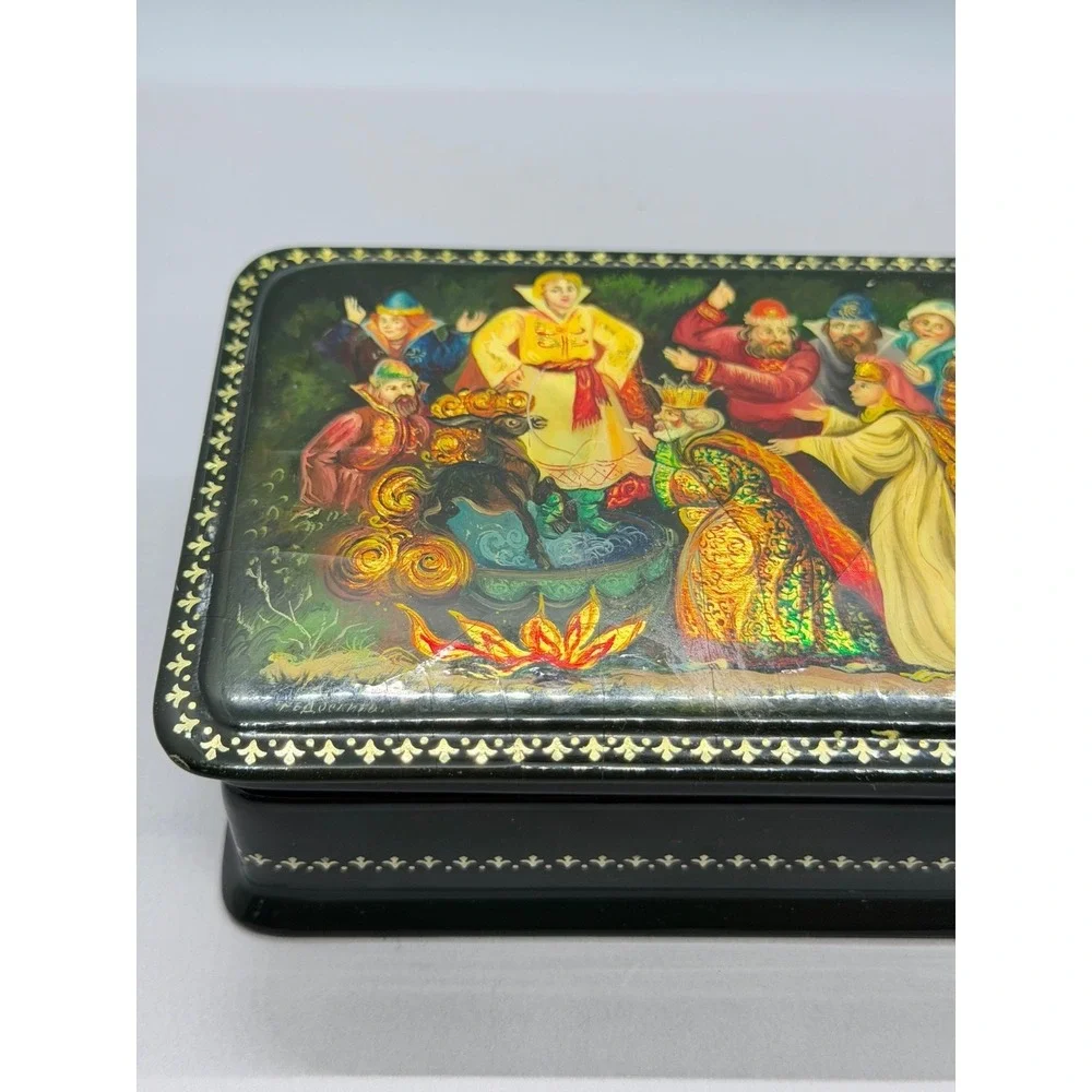 VTG Trinket Red Lacquer Interior Hand Painted n Foil Trinket Box Fairy Tail READ